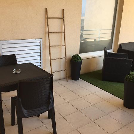 Studio Or One Bedroom Avenue De La Plage Roquebrune-Cap-Martin Exterior foto