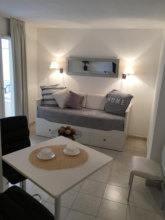 Studio Or One Bedroom Avenue De La Plage Roquebrune-Cap-Martin Exterior foto