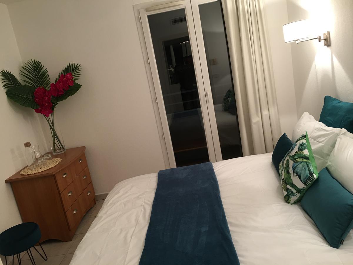 Studio Or One Bedroom Avenue De La Plage Roquebrune-Cap-Martin Exterior foto