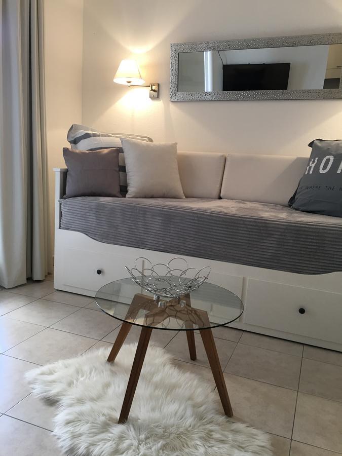 Studio Or One Bedroom Avenue De La Plage Roquebrune-Cap-Martin Exterior foto